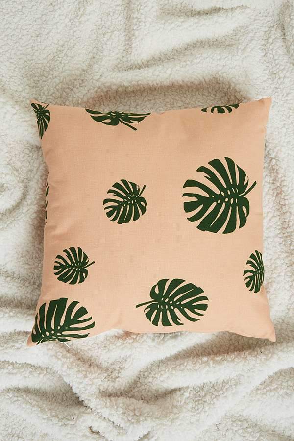 Monsereta Leaf Cushion