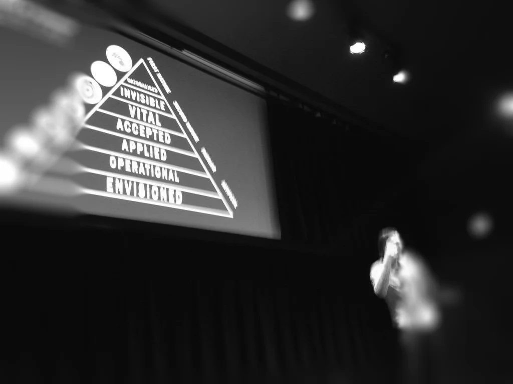 2015_0419 vanmensvoort pyramid_blackwell.jpg