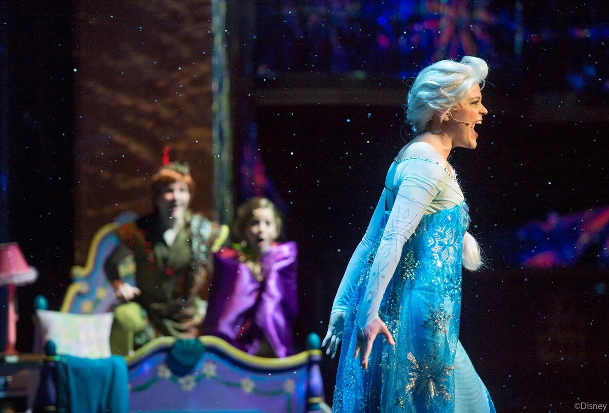 DCL-Disney-Dreams-Enchanted-Classic-Elsa-2.jpg