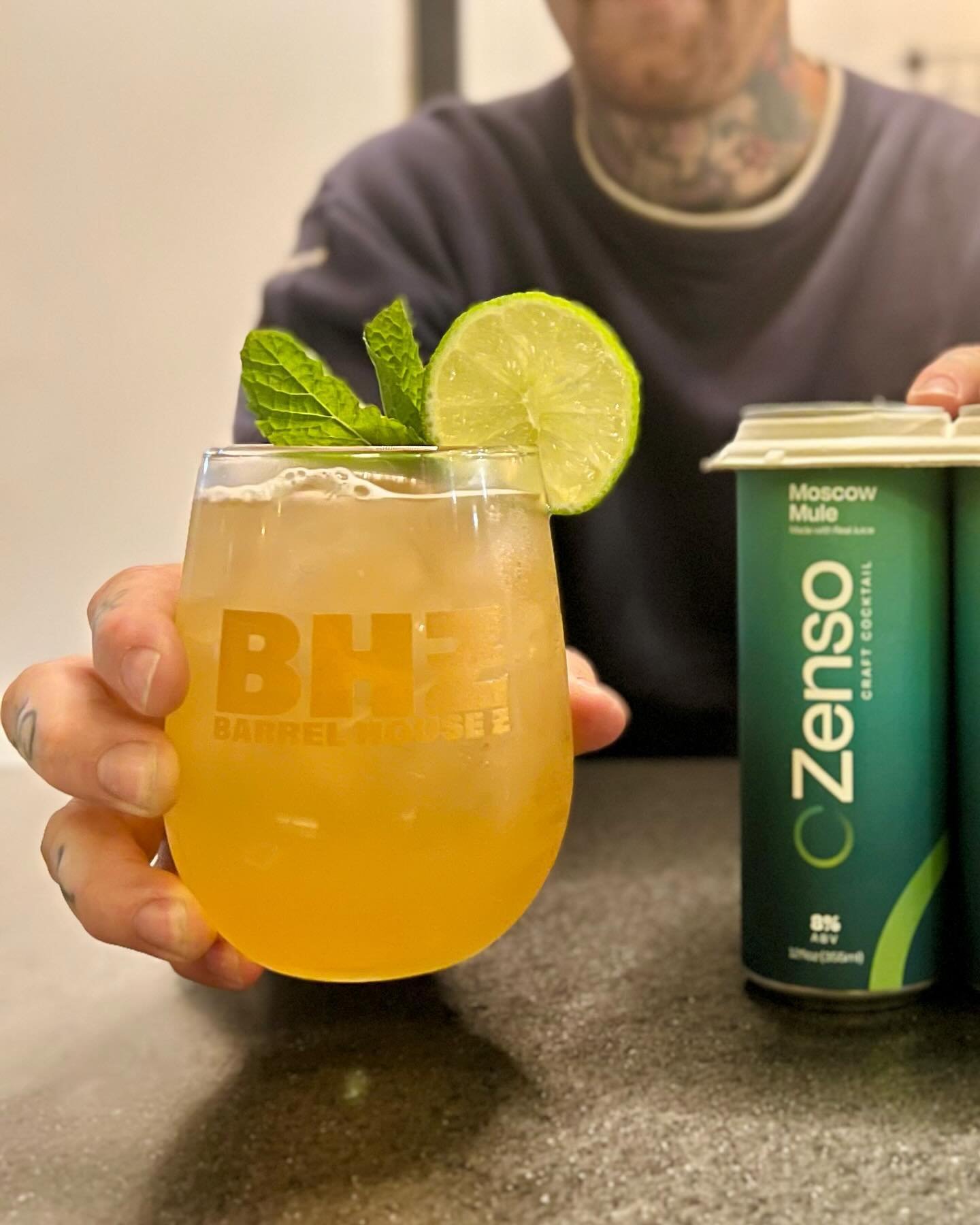 Happy 🌎 Day!  In honor of today, here are a few shots of the #sustainablesipping Zenso canned cocktails &amp; hard seltzers. 

@zensolabs was created to reduce waste and lower climate impact by using organic ingredients and recycled grains to brew u