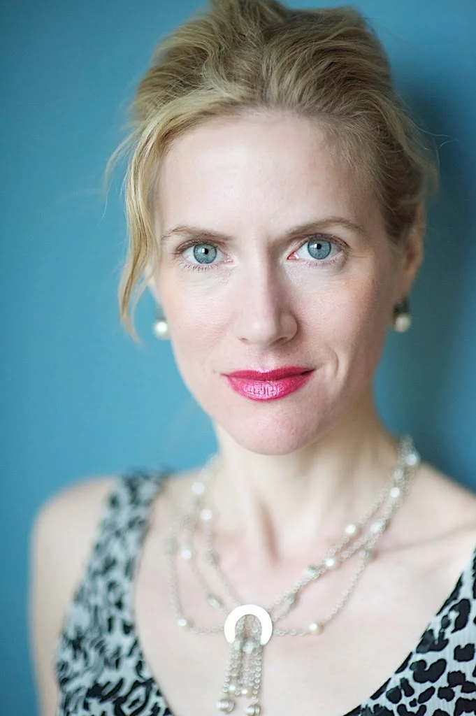 Fashion Style Therapist for Hire!