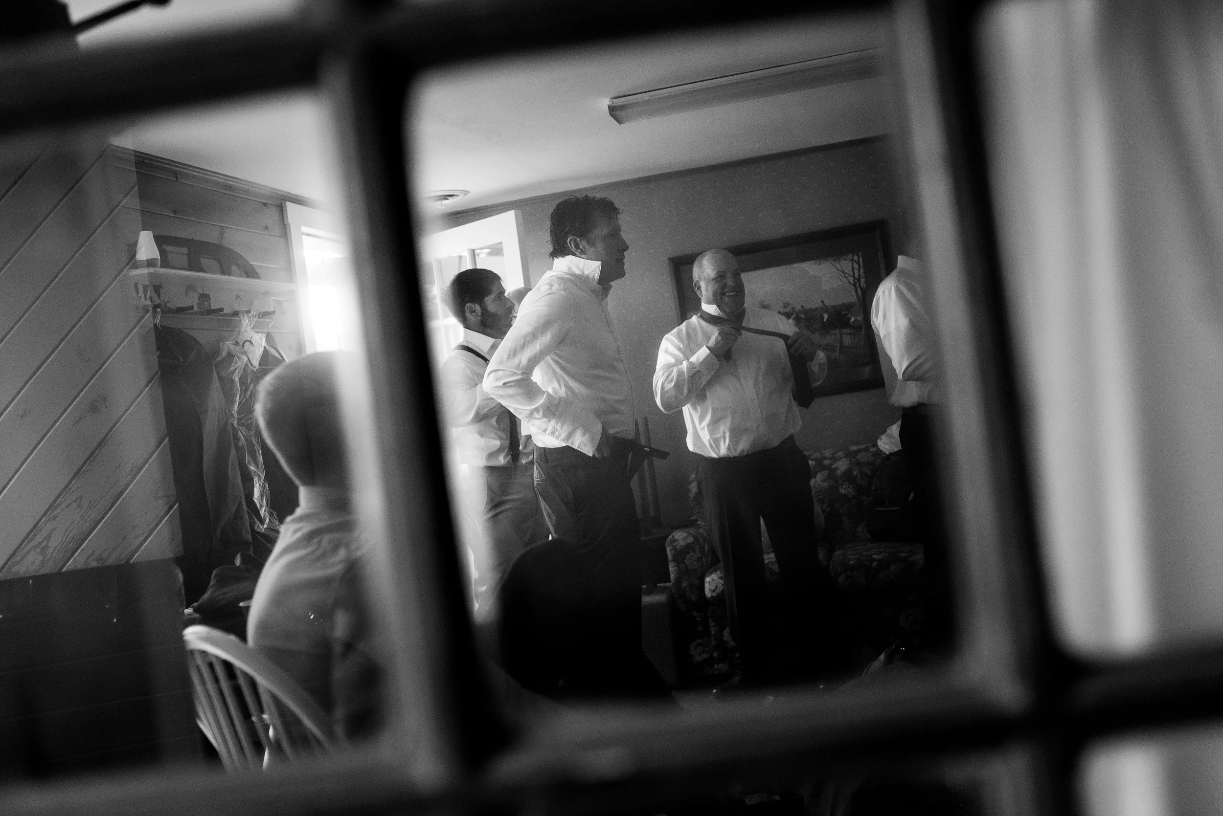 maine wedding photography_bride and groom portraits_vinatage car-20.jpg