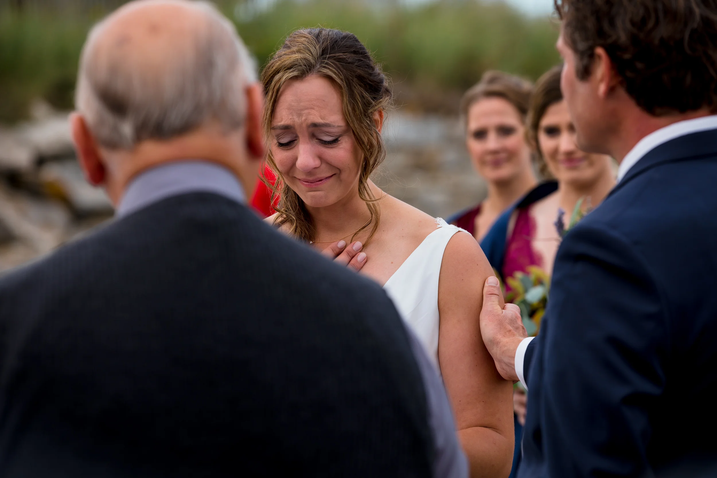 maine wedding photography_bride and groom portraits_vinatage car-43.jpg