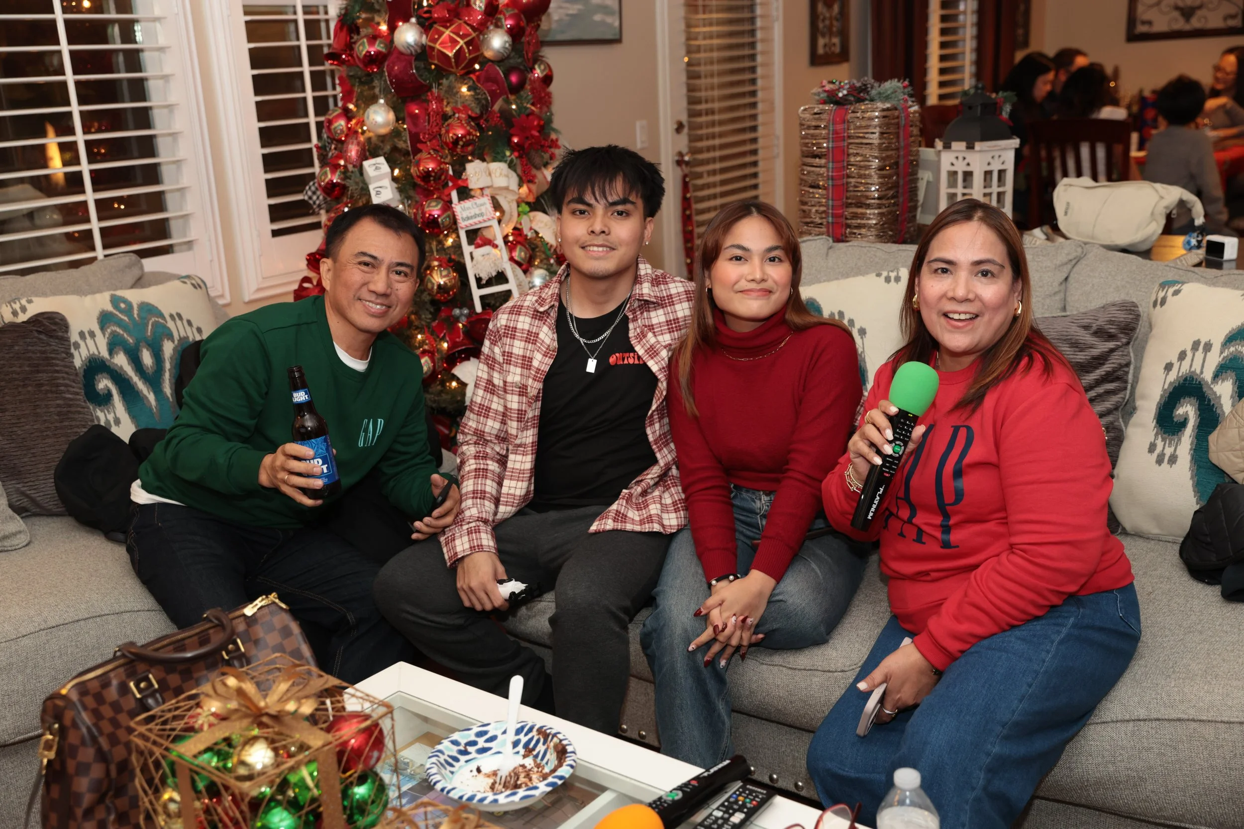 xmas 2025_home_-106.jpg