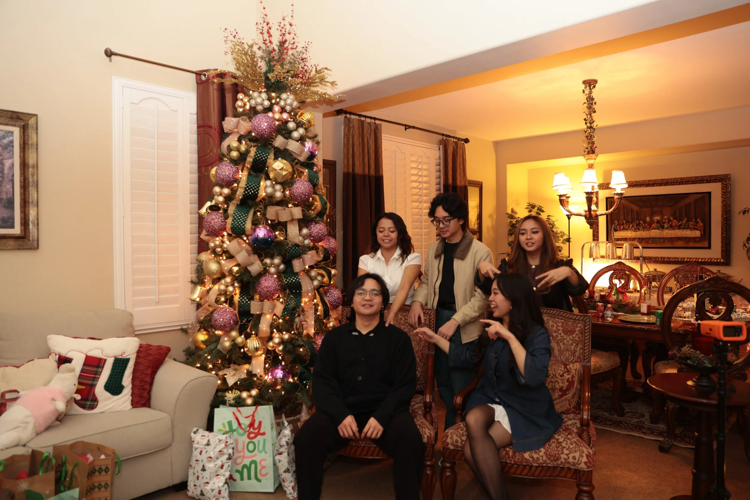 xmas 2025_home_-149.jpg