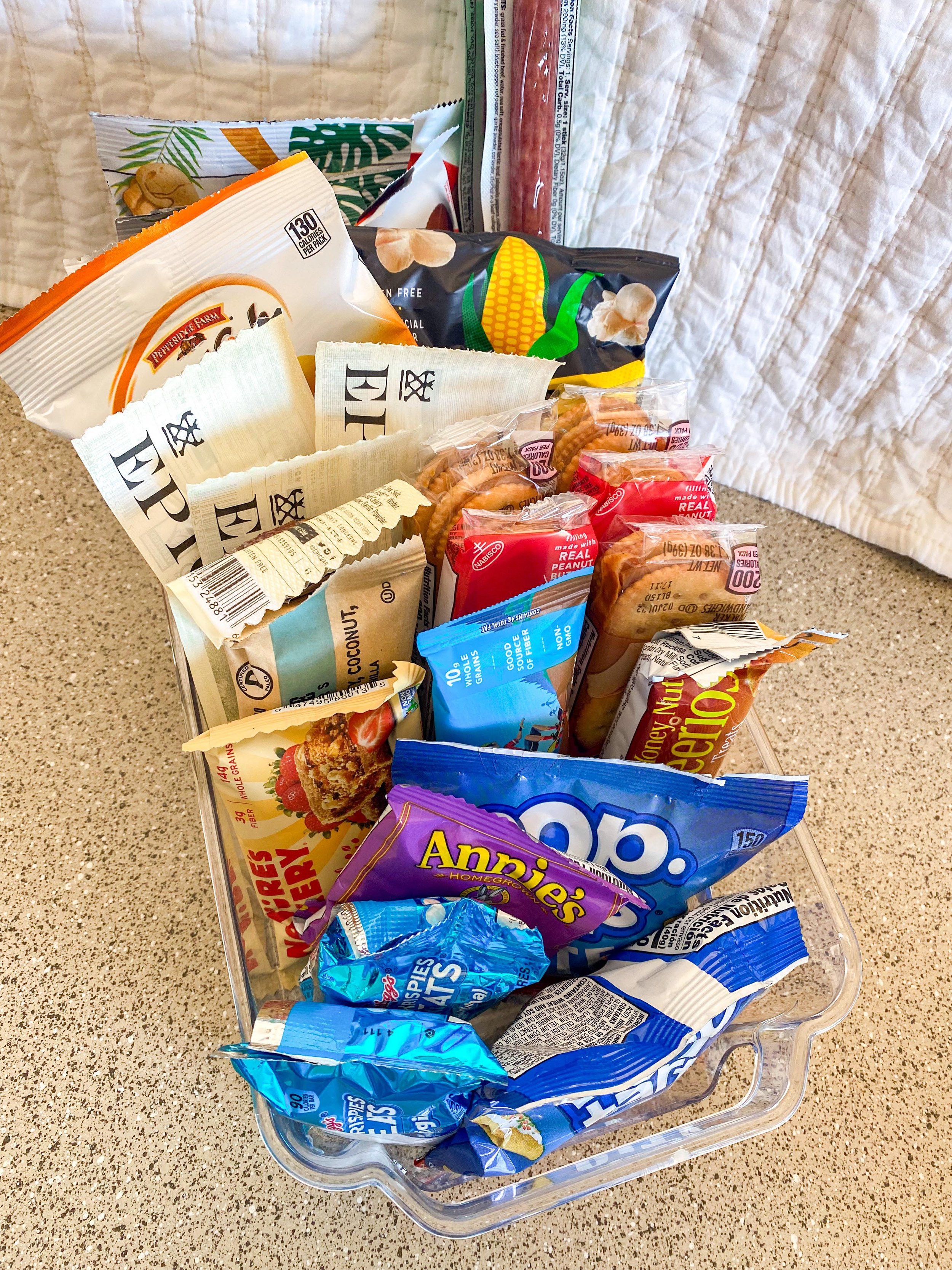 Toddler friendly road trip snack box! A great way for little ones