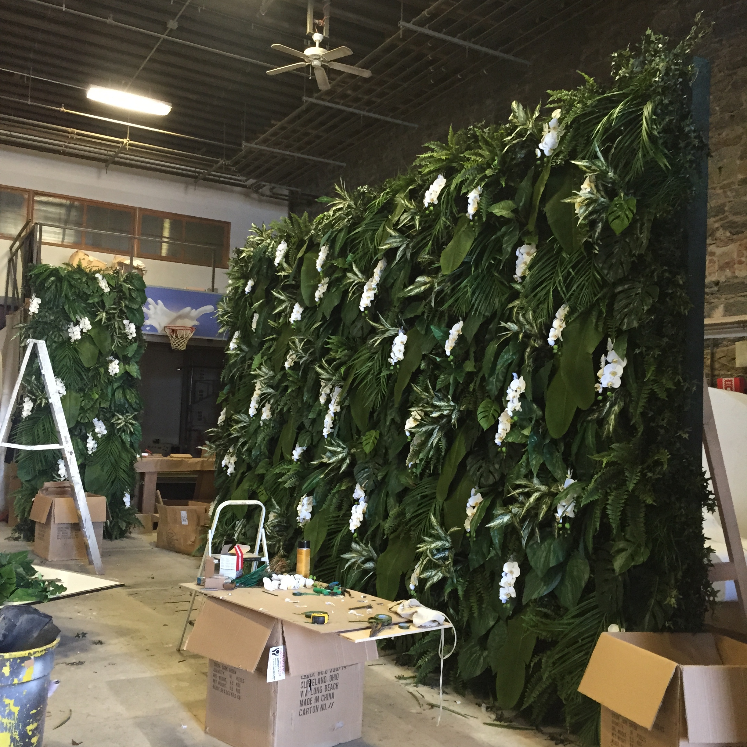 TH_LivingWall_progress.JPG