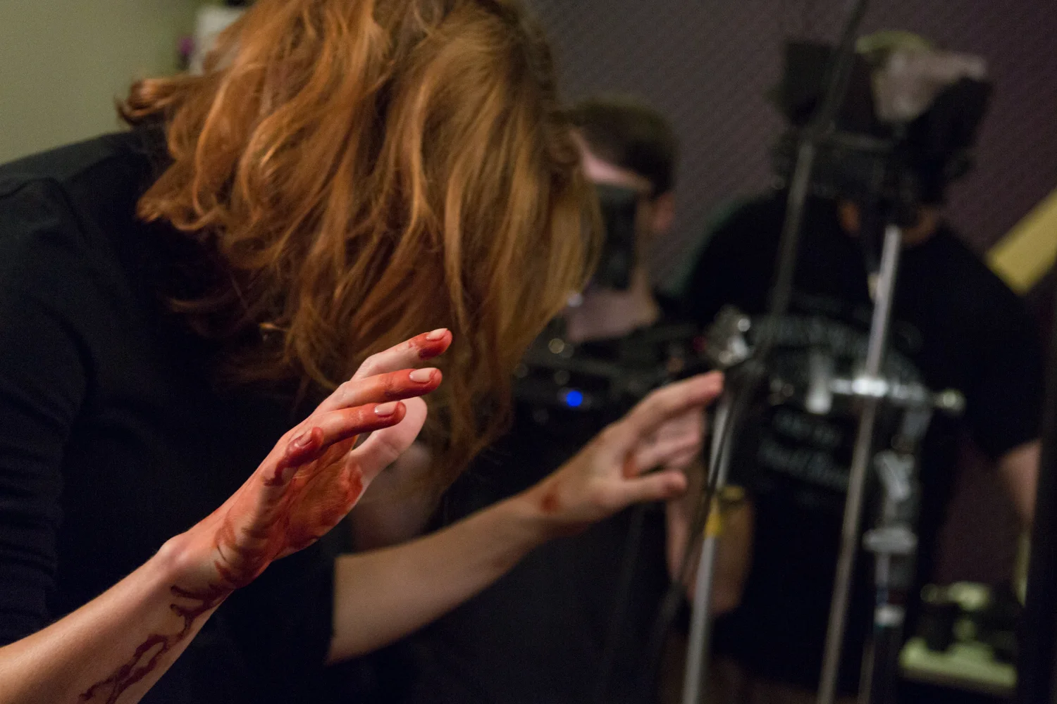Behind the scenes Actor Erin Breen