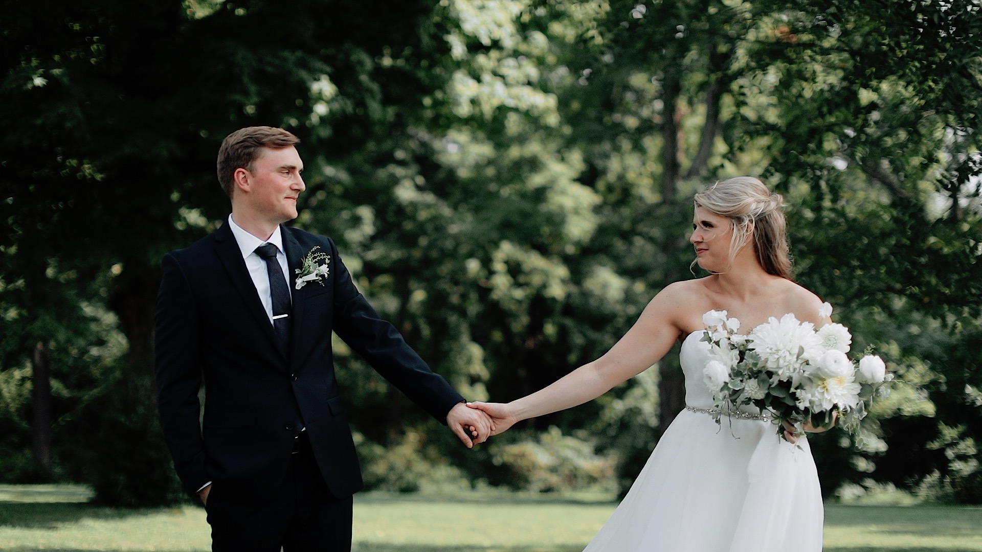 Kennedy + Michael // Berry Hill Mansion Wedding Venue // Frankfort, KY Wedding