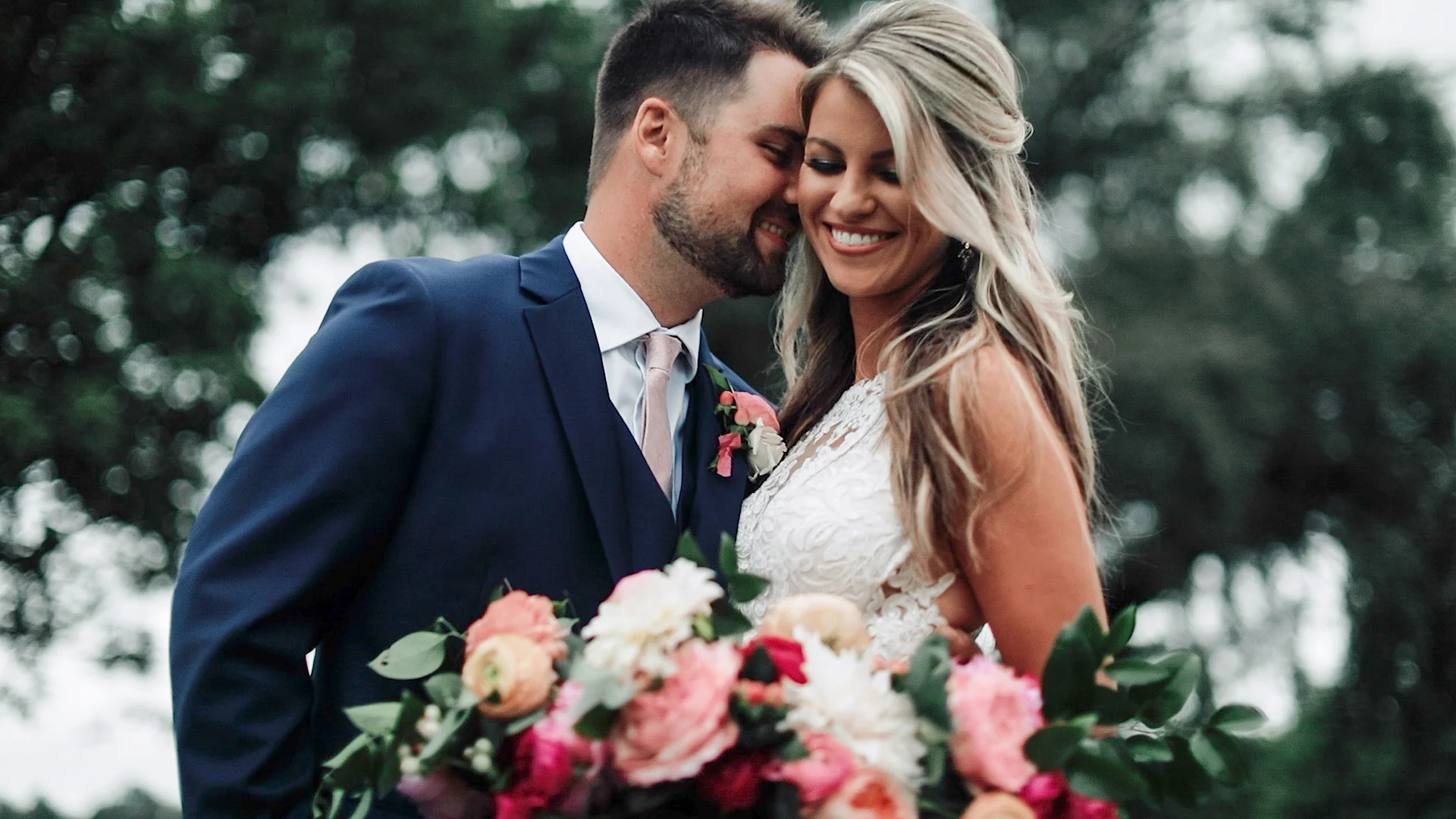 Elle + Clay // Idle Hour Country Club Wedding Venue // Lexington, KY