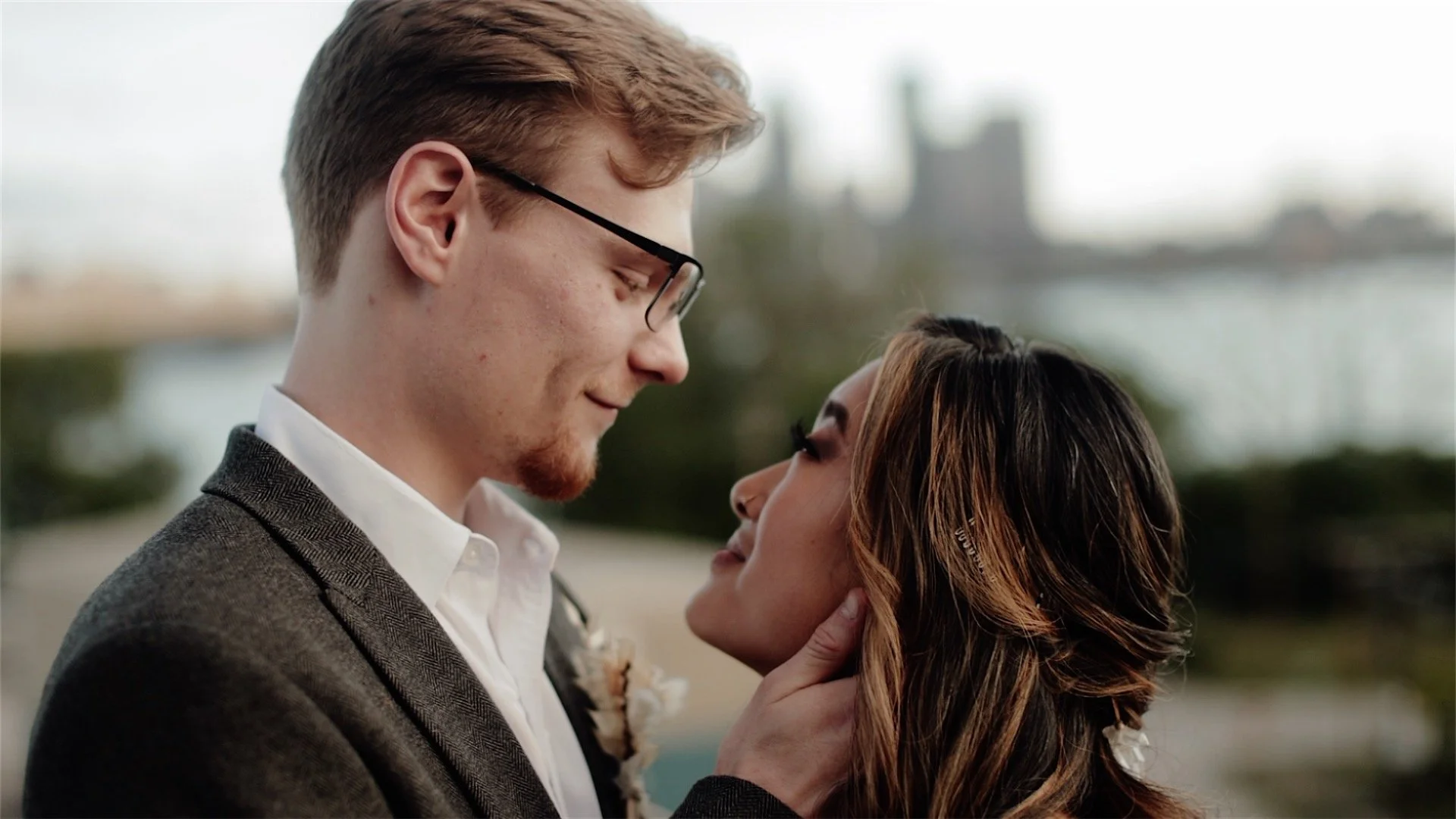 Amy + Caleb // The Refinery Event Venue // Jeffersonville, IN 