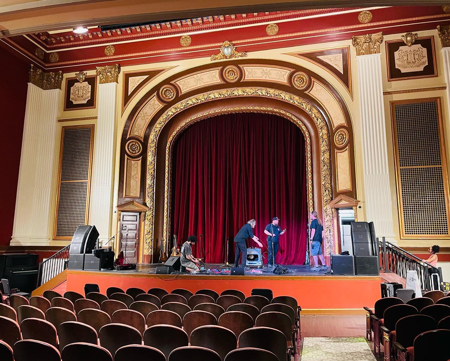 Soundcheck Greetings -
York PA @appellcenter (tour dates in bio)