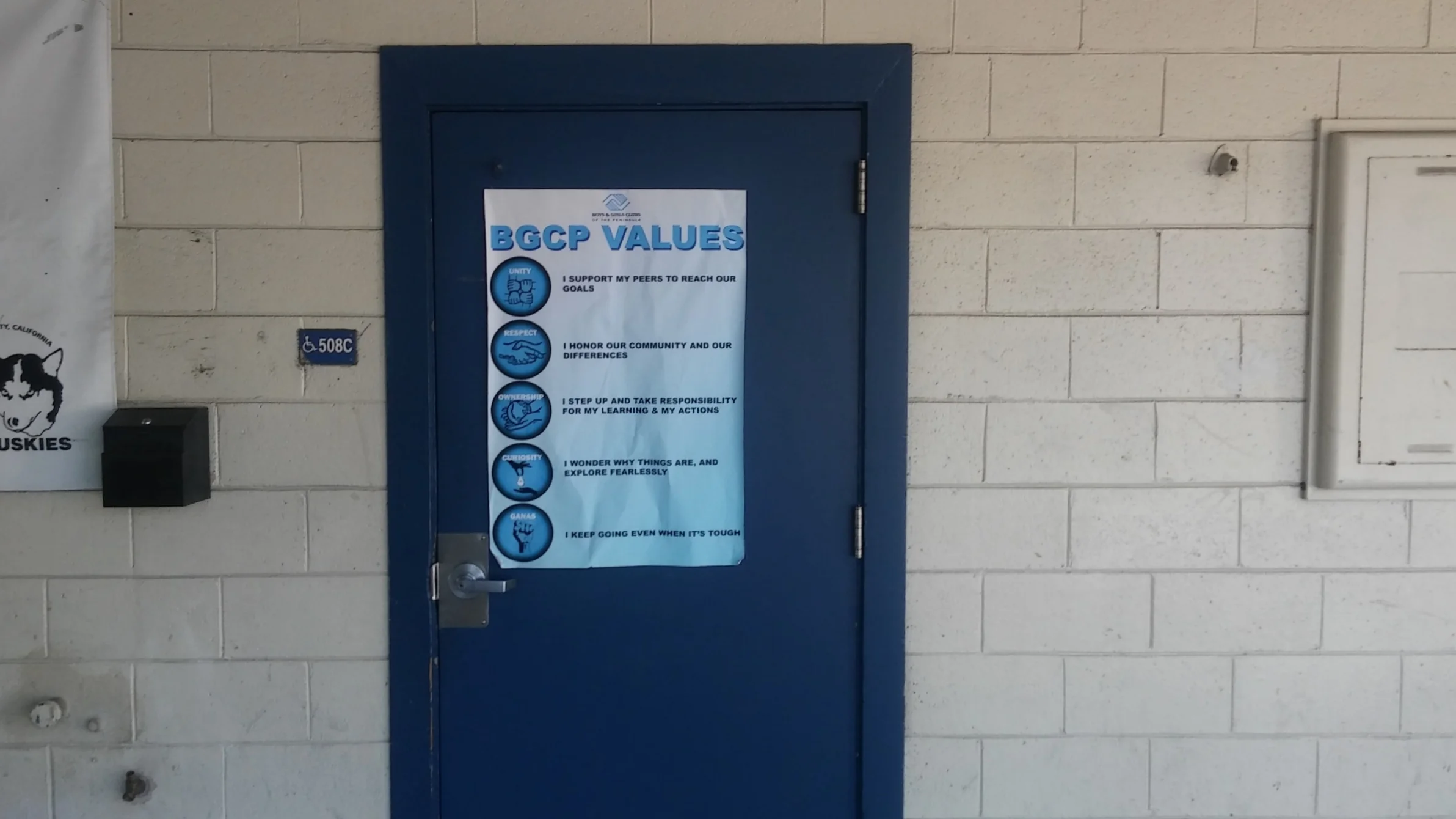 BGCP at Hoover Community School: Picture of Main Office