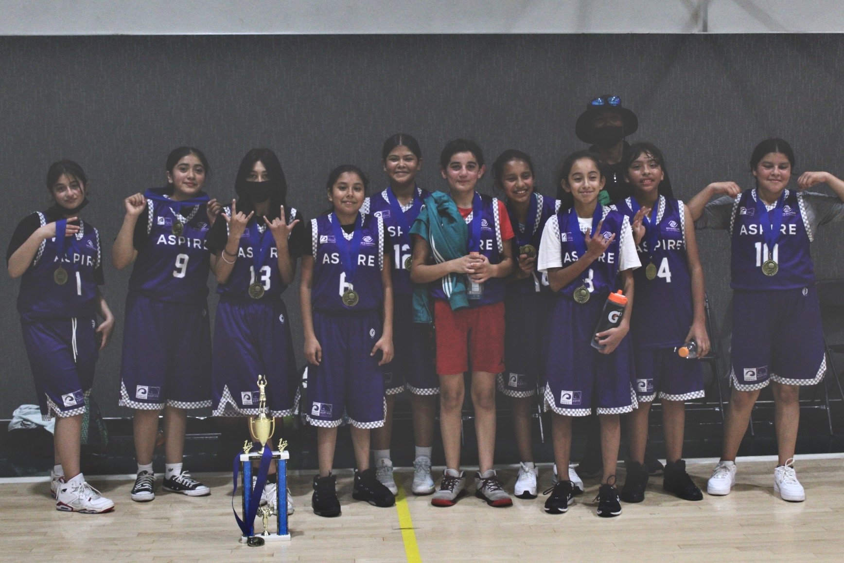 Middle School Basketball Championship (11/4)
