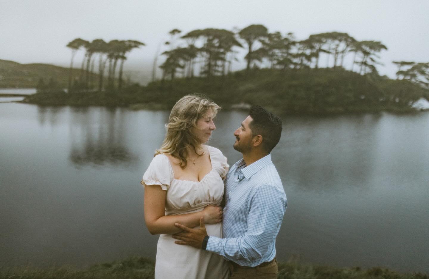 Rain didn&rsquo;t stop the magic at Kerry and Paul&rsquo;s engagement session! First we stopped at Ballynahinch Castle to have a bite to eat while the rain eased up a bit.  When then got a few beautiful photos in their garden then headed off to pine 