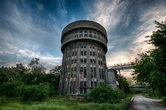 The Abandoned Oculus Tower, Central Italy © by Brian; Posted to tumblr by beautyofabandonedplaces