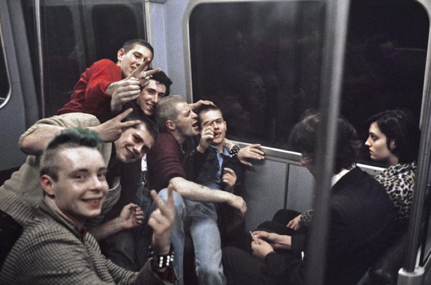 Metrô de Londres, década de 1970 (Bob Mazzer)