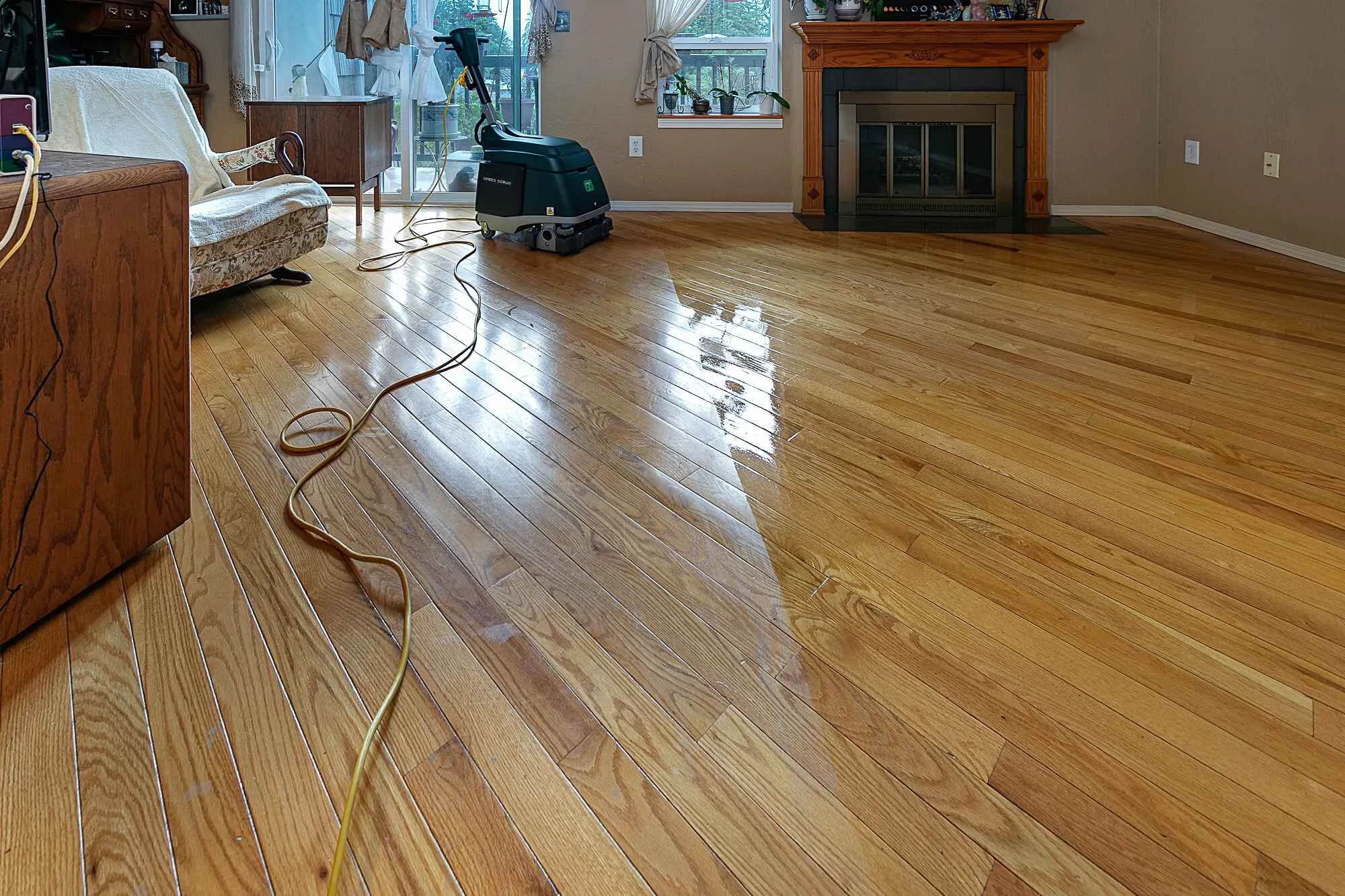 Hardwood Cleaning Vs Re Sanding Refinishing Sno King Carpet