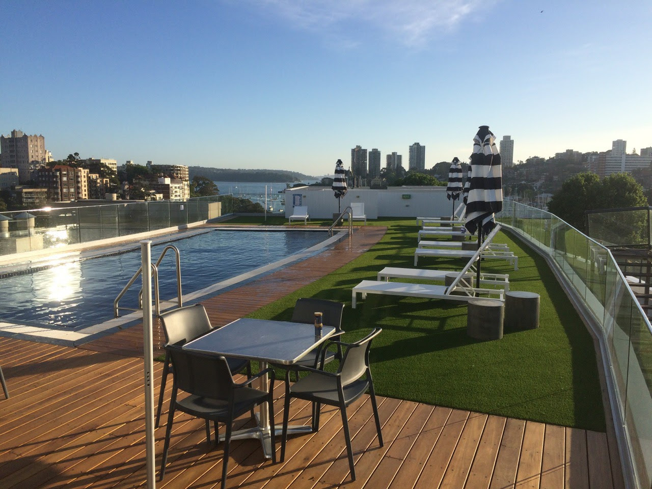 Synthetic grass was used in this pool area at a hotel in Rushcutters Bay. The grass area makes it very appealing to be in this space. It softens what could be a harsh area, giving value to the customers which in turn increases occupancy of this hotel.
