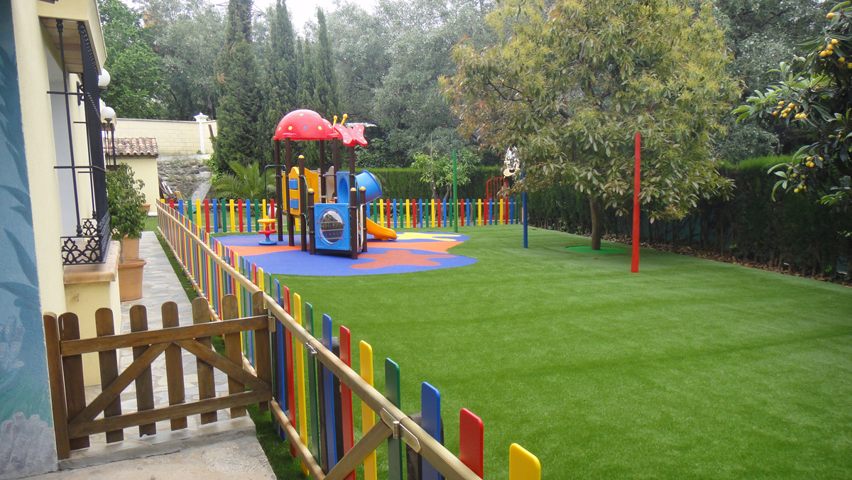 artificial-grass-playground-seda-spain.jpg