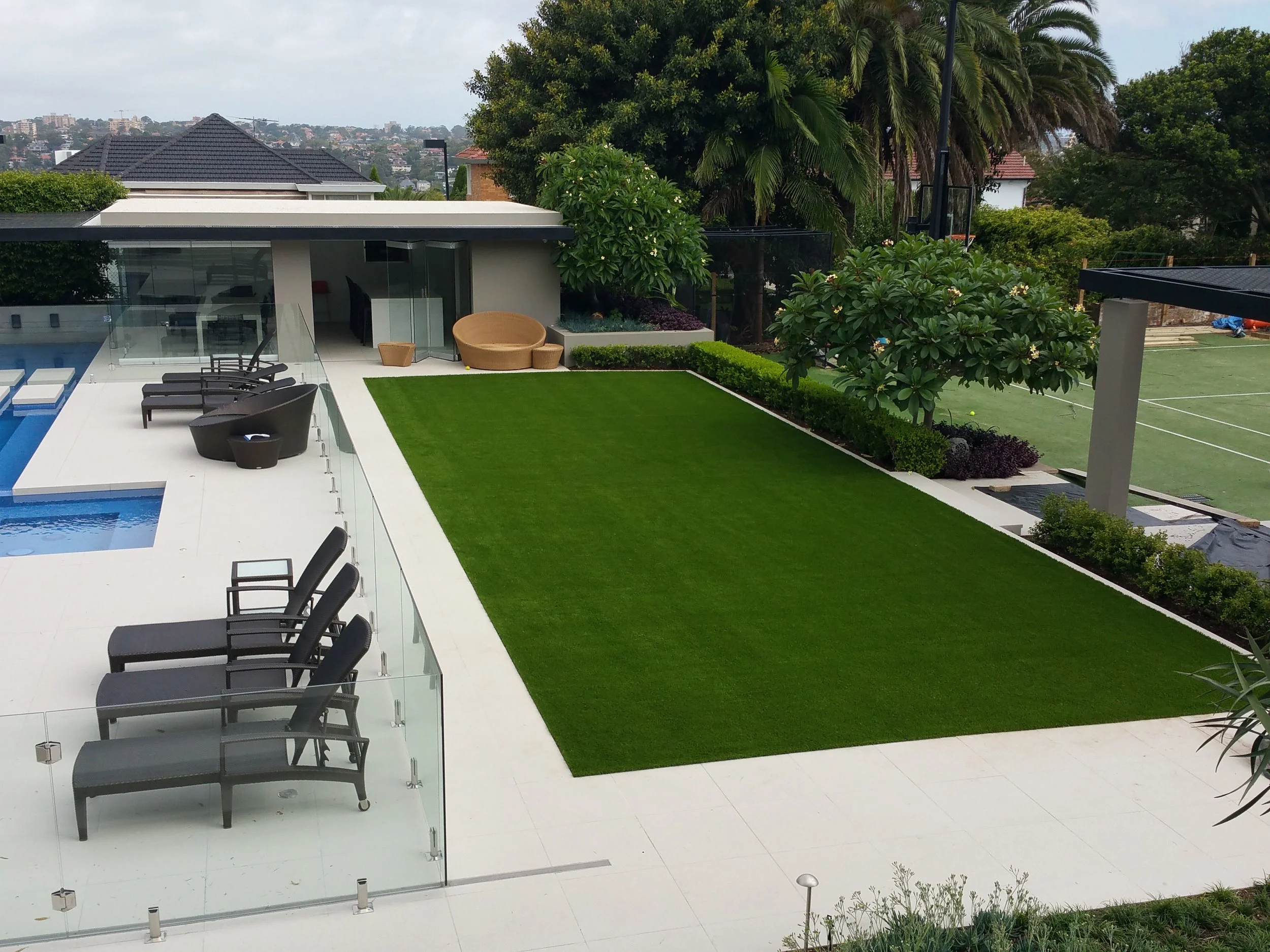 Royal Grass Deluxe