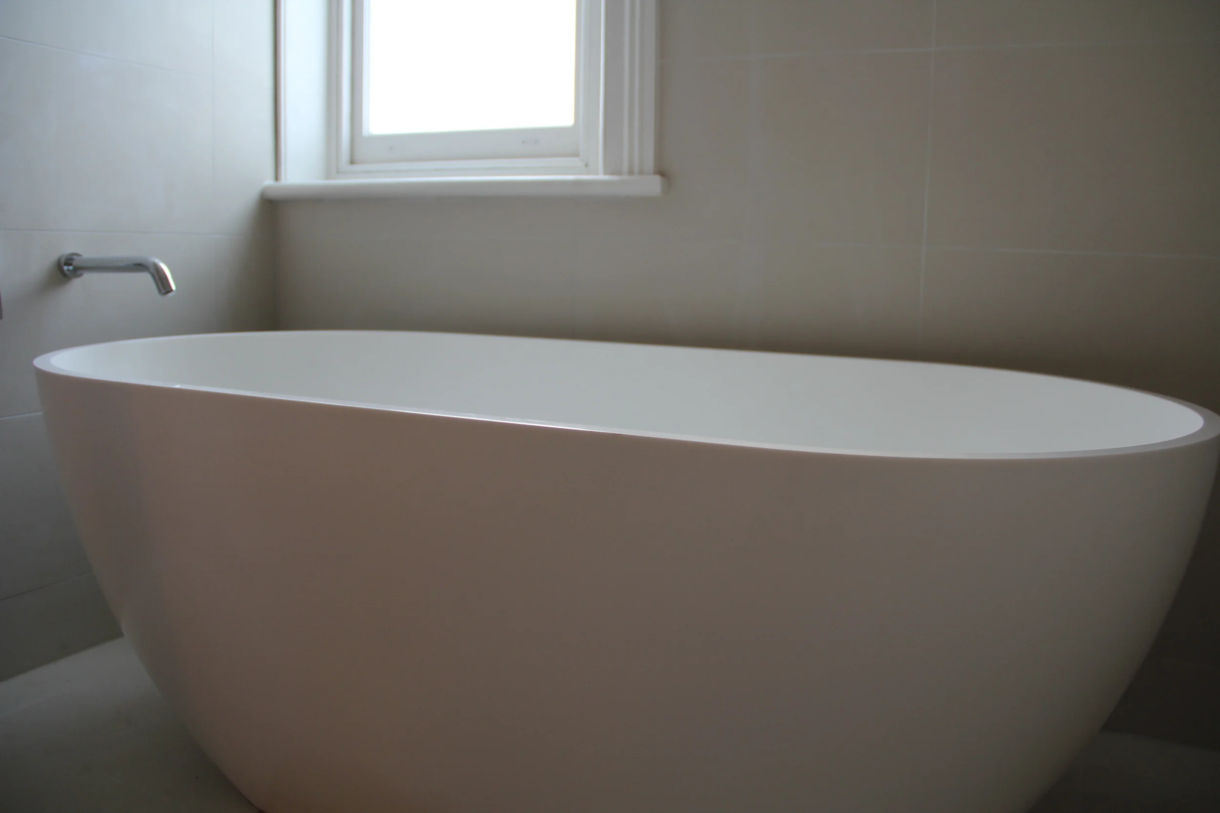 Main bathroom 2.JPG