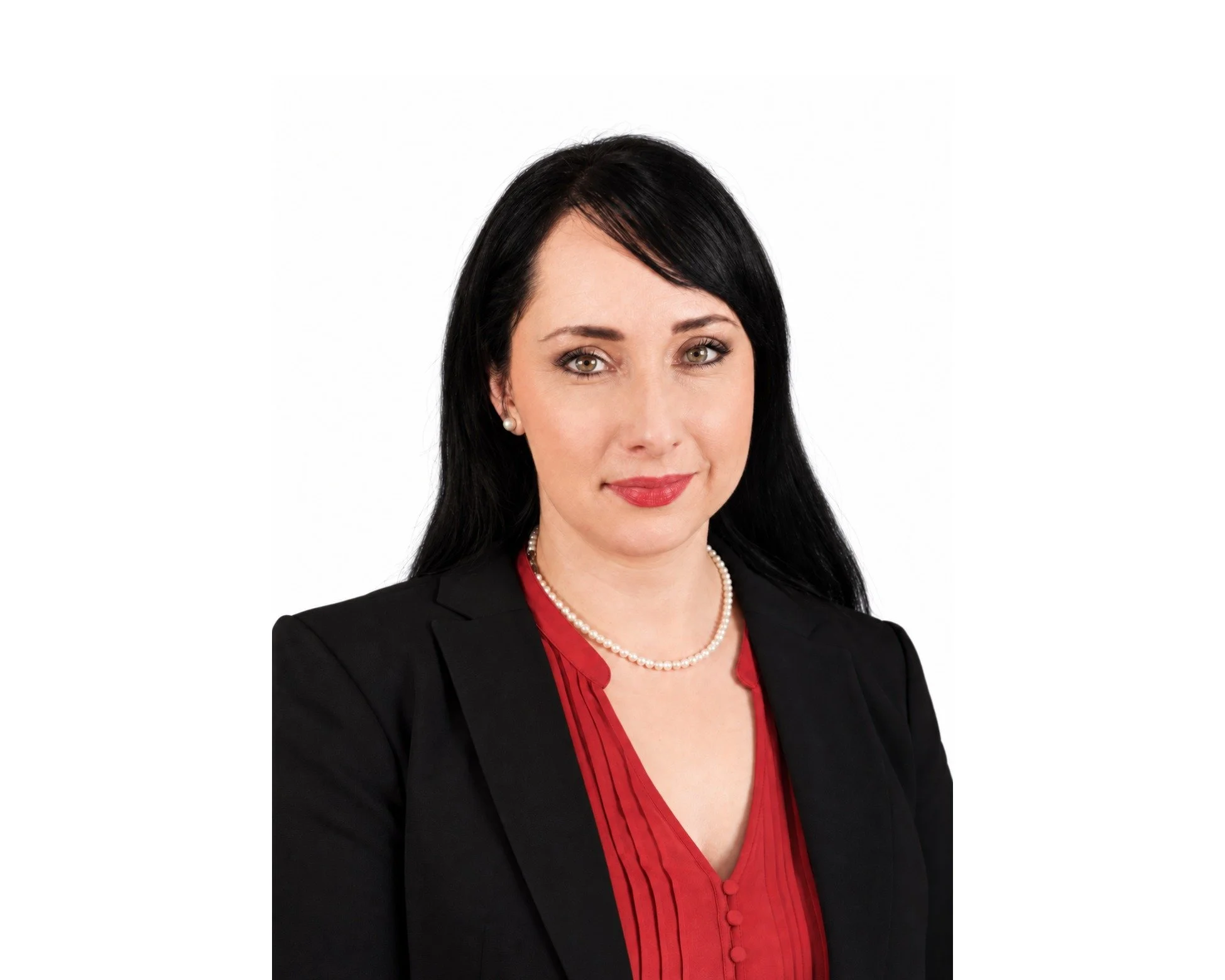  Simona Burshteyn, Esq.  Associate 