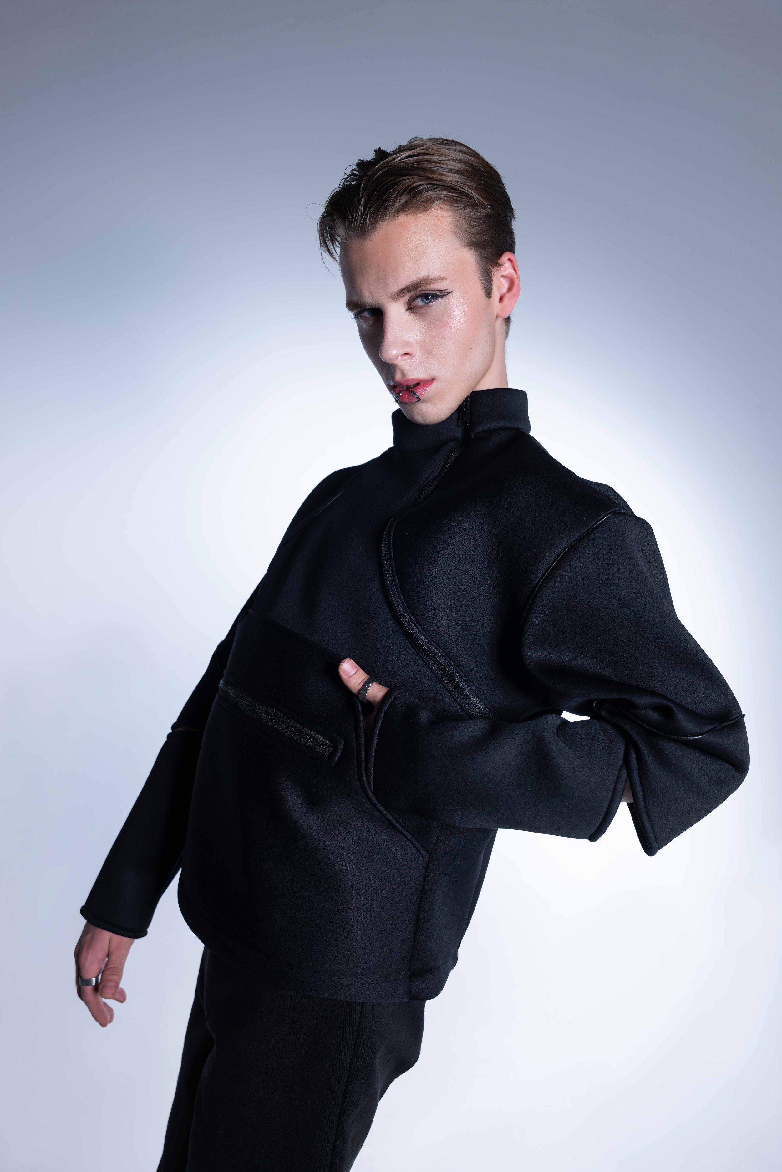 MB MODEL MANAGEMENT