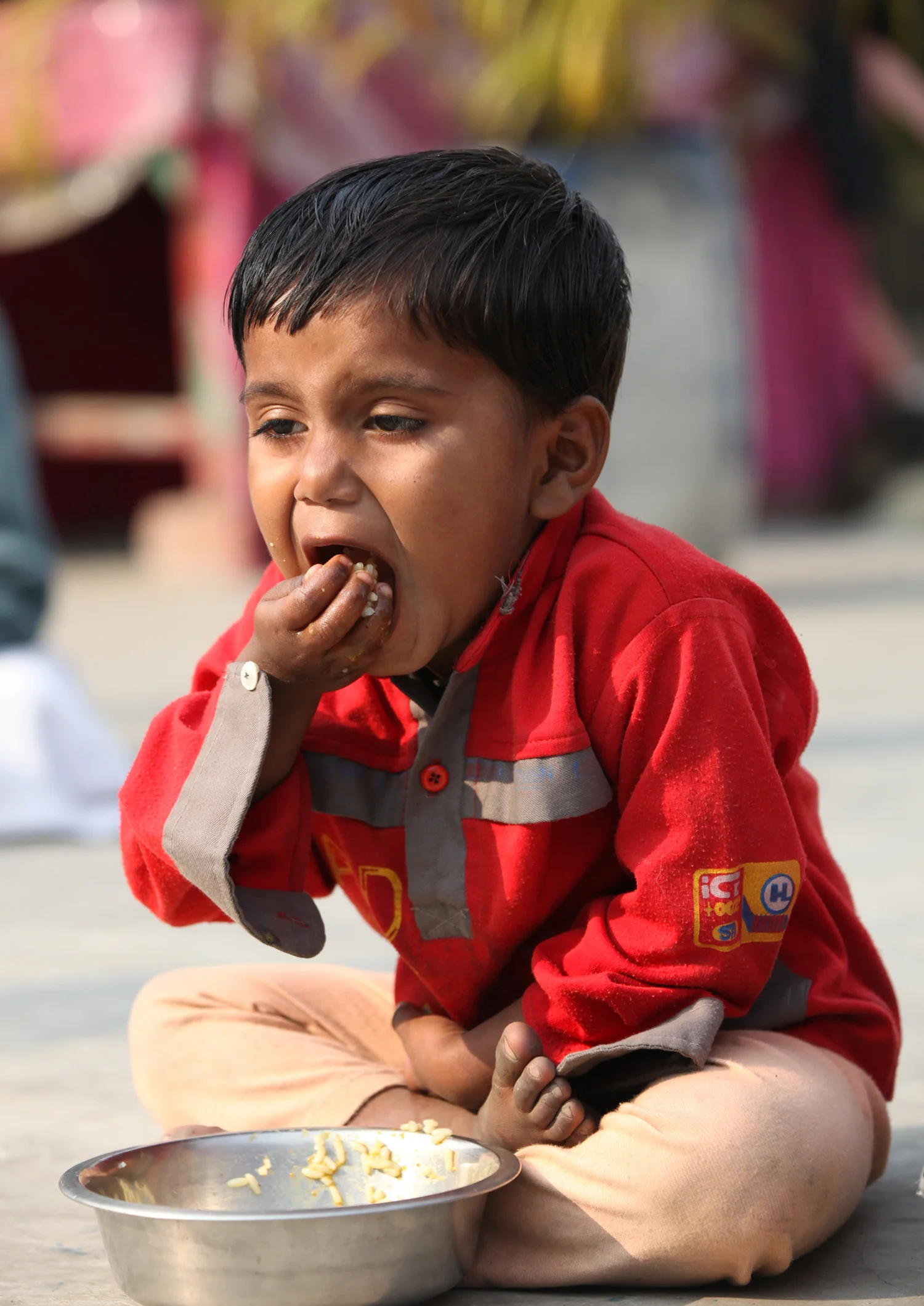 kid eating.jpg