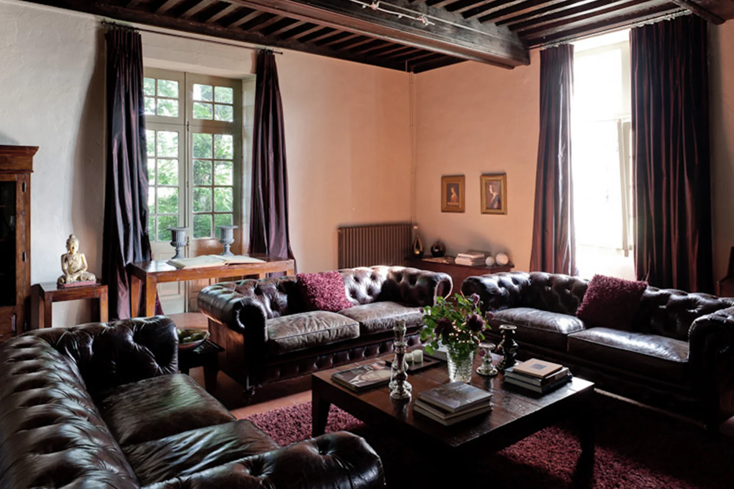 Lounge.jpg