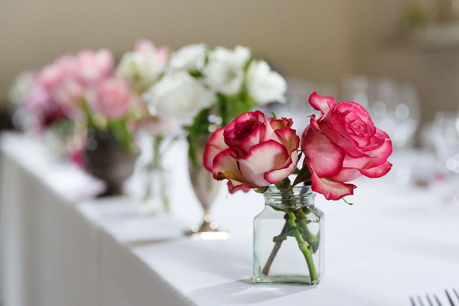 Table-flowers.jpg