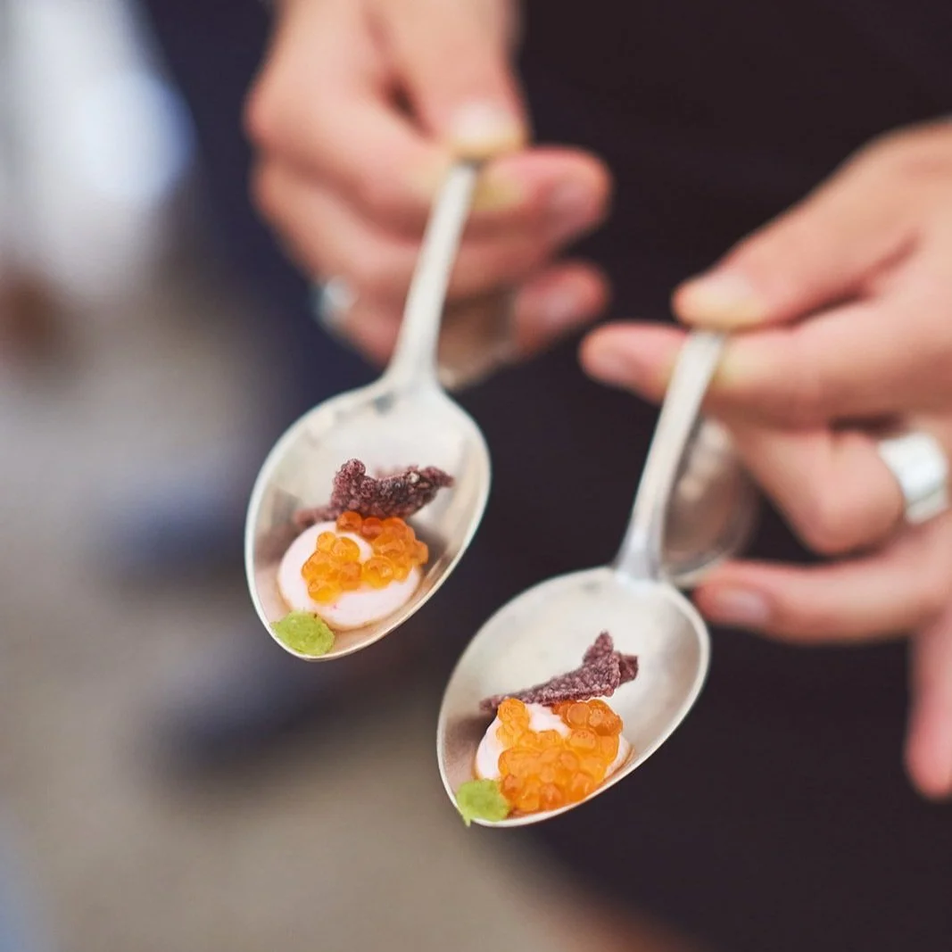 Canape-GingerVeil-HarrietTimJly23.jpg
