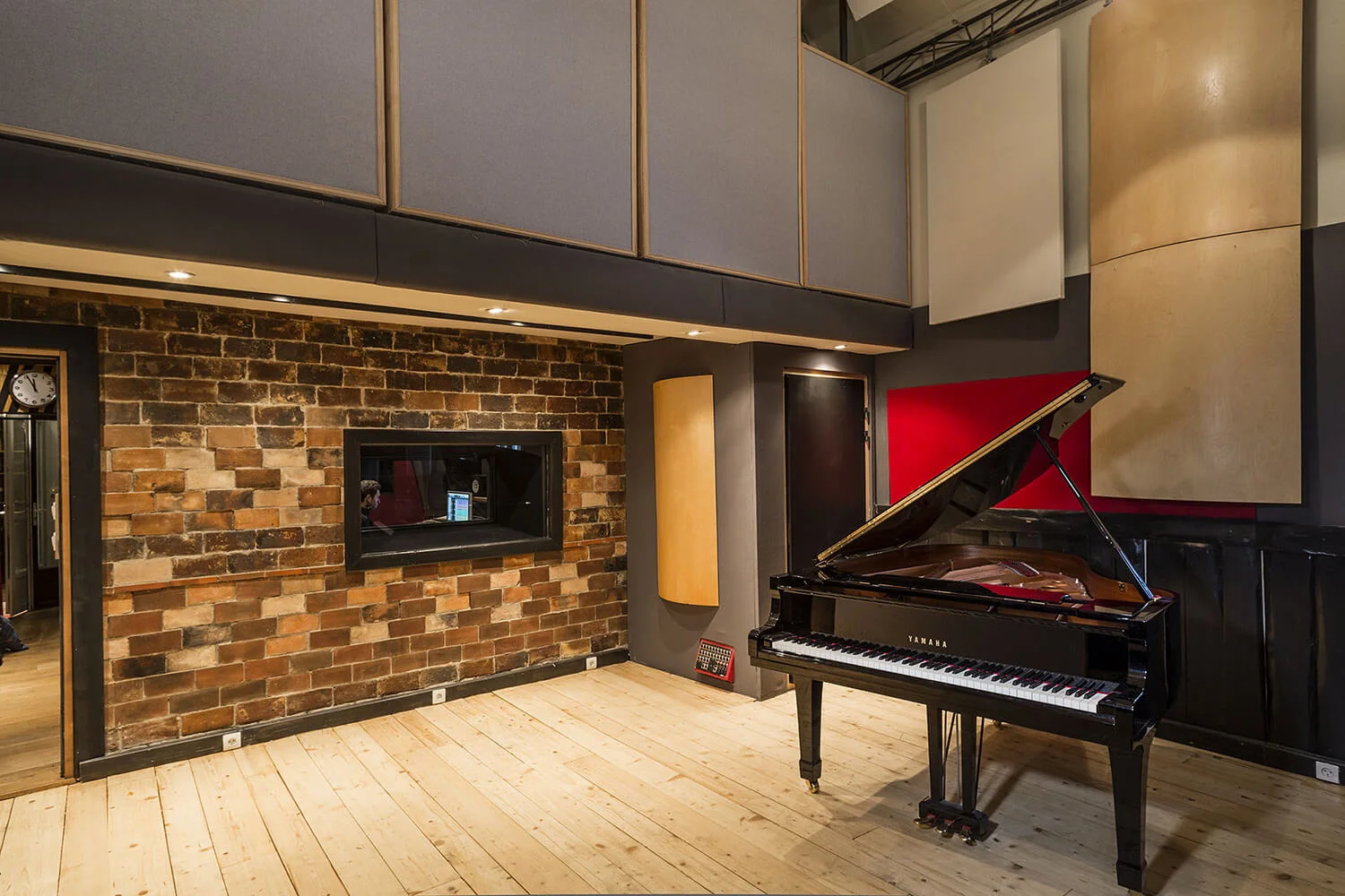 RED HOUSE_Red studio 3.jpg