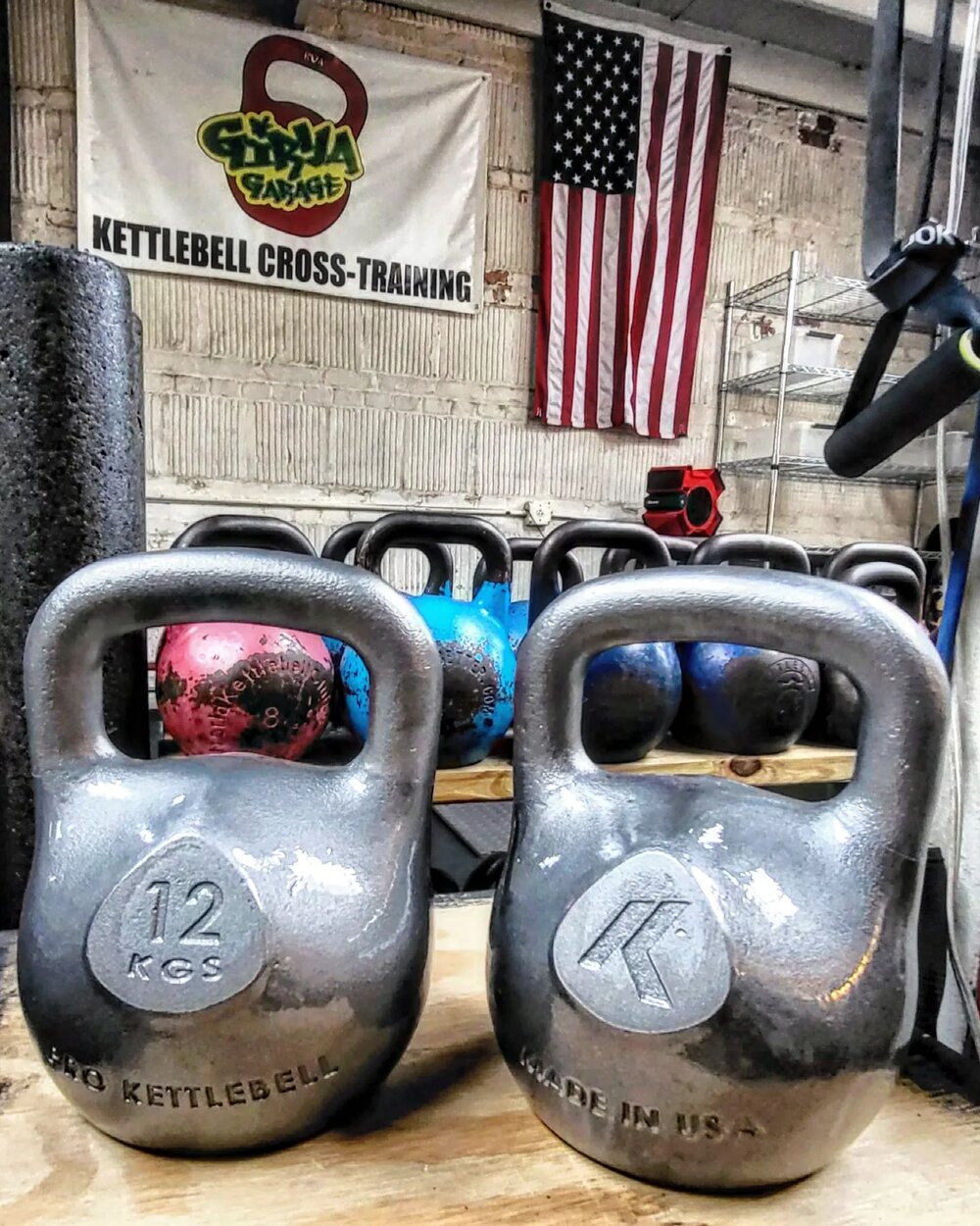#OMG #itstwins 

@pro_kettlebell 
#madeintheusa

Come feel the difference. 

#girya #kettlebell
#madewithlove