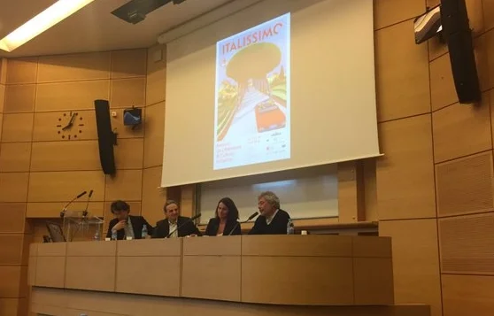 Invité d’honneur, Alessandro Baricco a inauguré le festival à Sciences Po par un échange de grande qualité avec Aurélie Filippetti , ancienne ministre de la Culture et de la Communication.