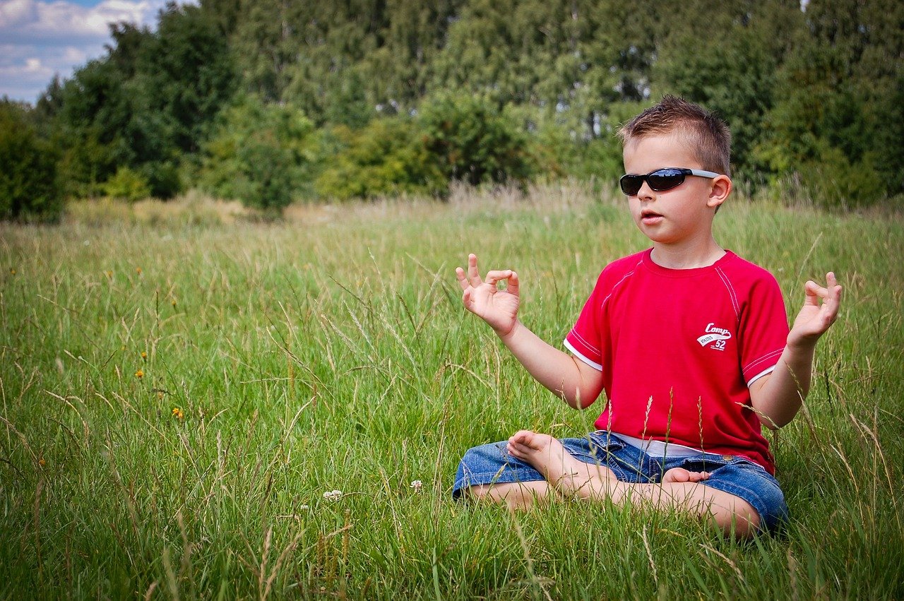 Weekly Digest #97: Benefits and Pitfalls of Mindfulness Interventions in Schools
