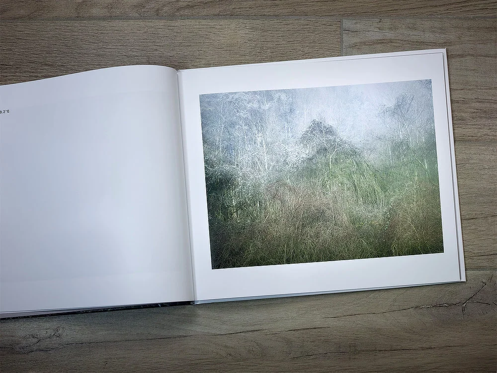 IntoThePlace_BookShot_SRGB8Bit1000px_07.jpg