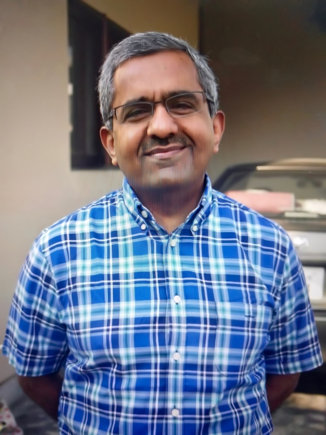 Dr Shahid Tariq - Consultant paediatric Anaesthetist; belfast, N.I.