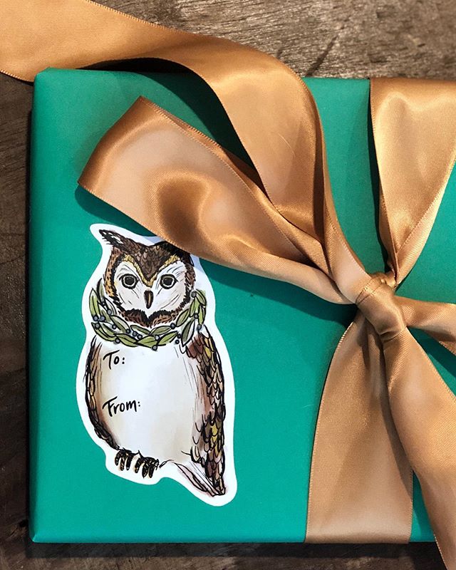 Love how this hootie-hoot looks on this paper from @target. The color 😍. Selling these stickers and other animals on social media this Christmas. Check out my earlier post to see the other animals! 12 for $15. Message me to order 😘