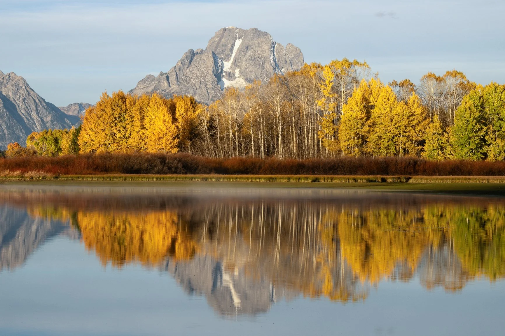 Rumor has it the first day of autumn was earlier this week&hellip; though you&rsquo;d never know it with our southern heat. 🔥🍂 No trip to my favorite fall national park for me this year, but it feels like the rest of my feed is there right now, so 