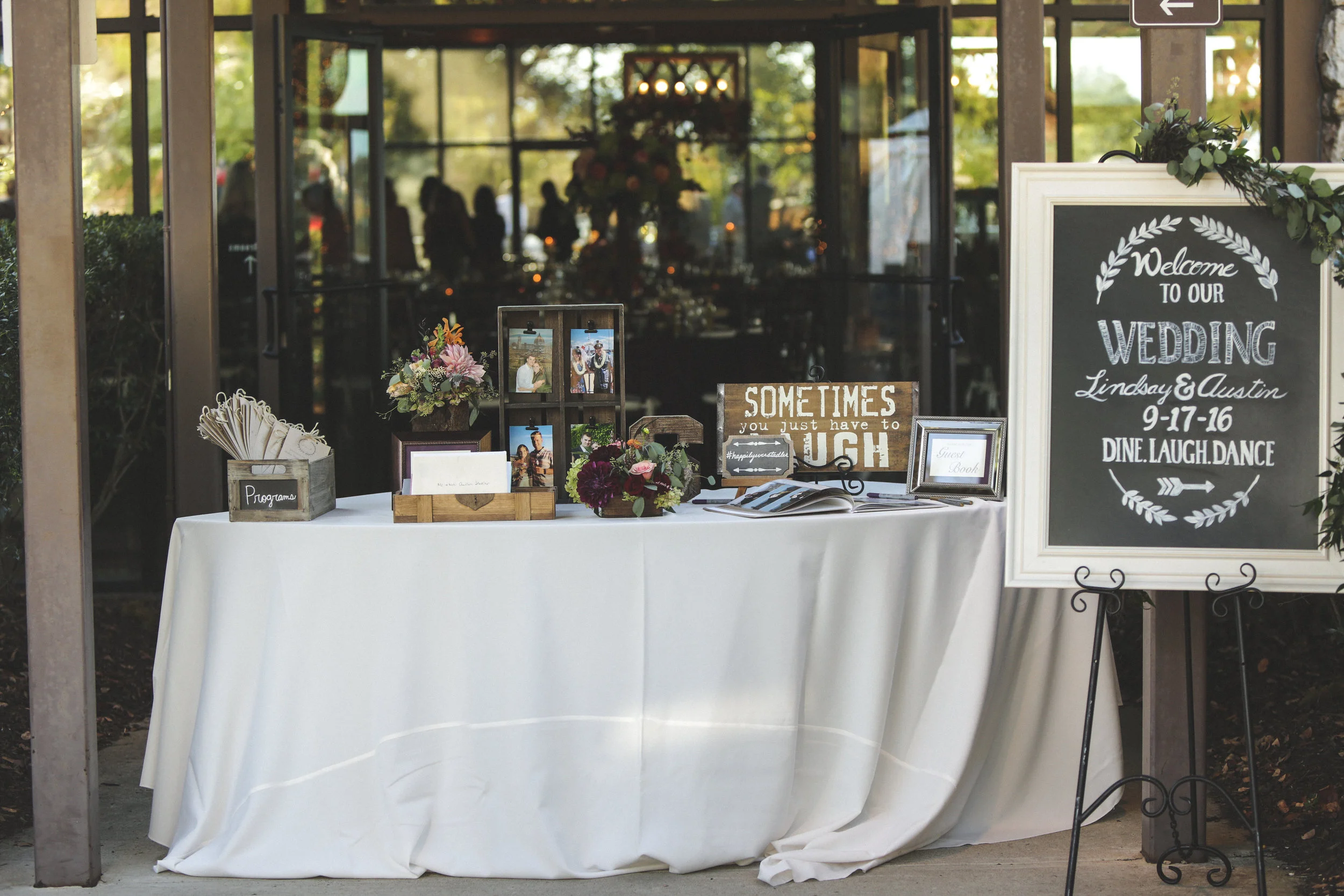LINDSAYAUSTINWED-407.jpg