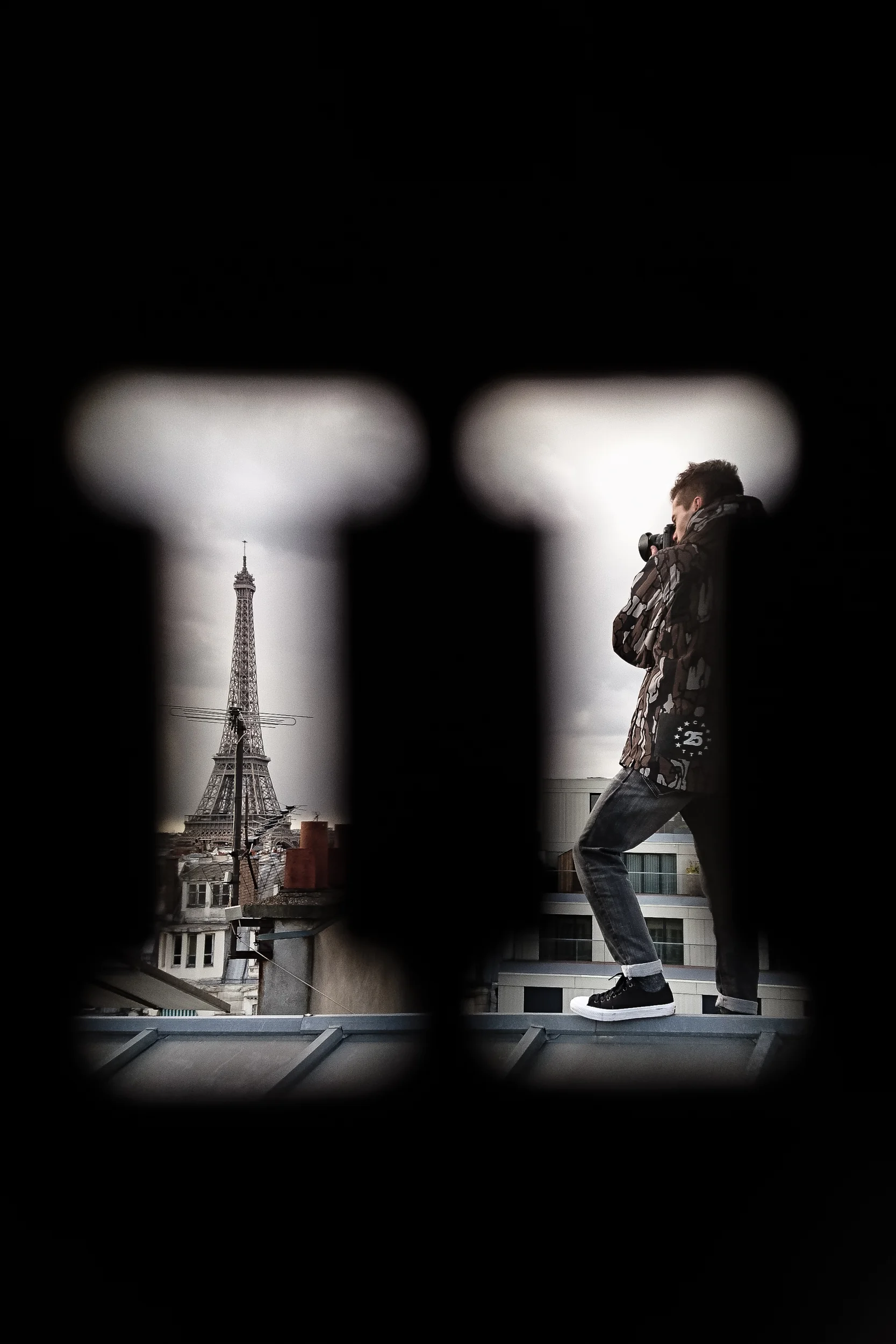 paris - converse through toit.jpg