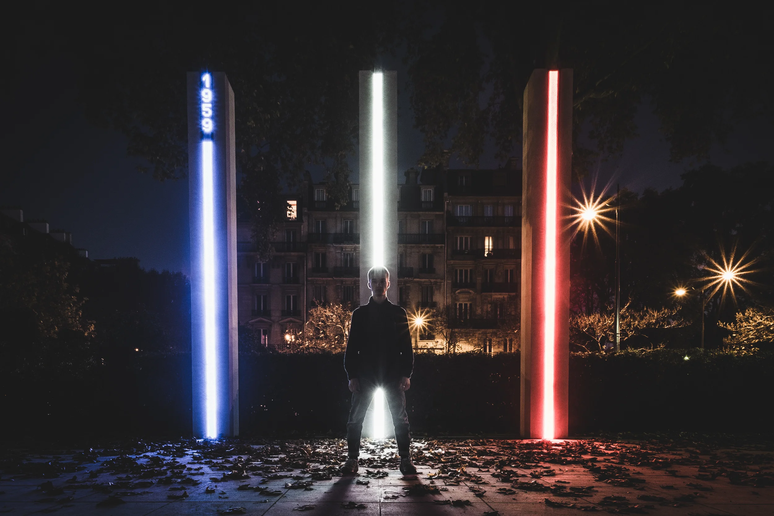 paris - memorial bleu blanc rouge moi.jpg