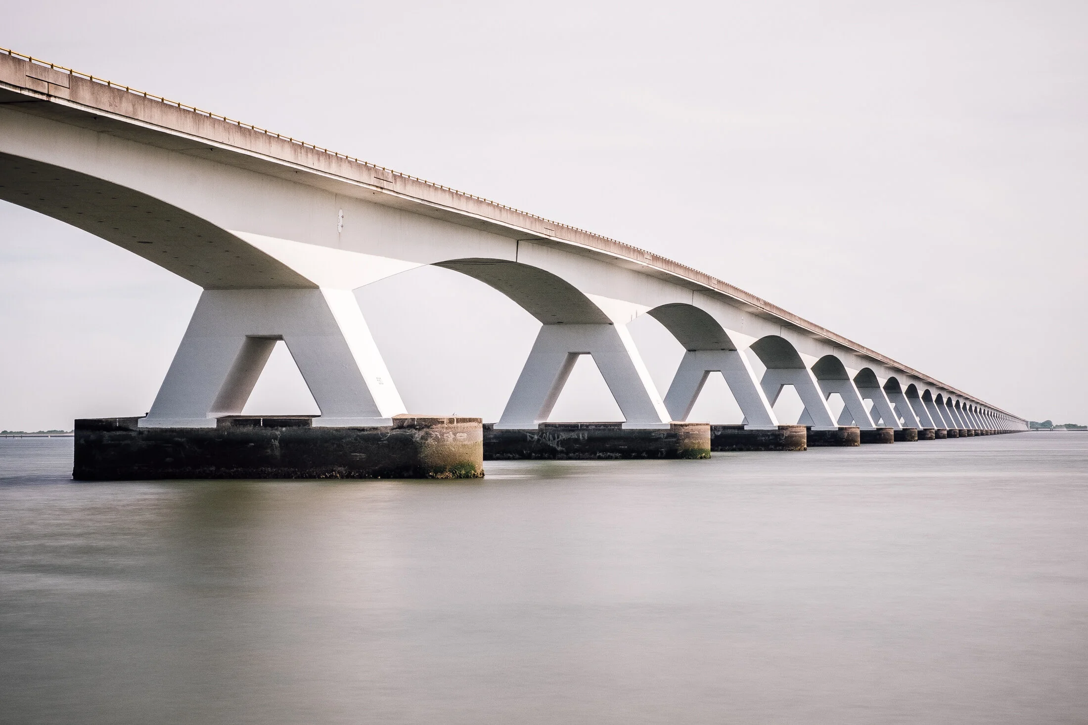 amsterdam - pont longue expo.jpg