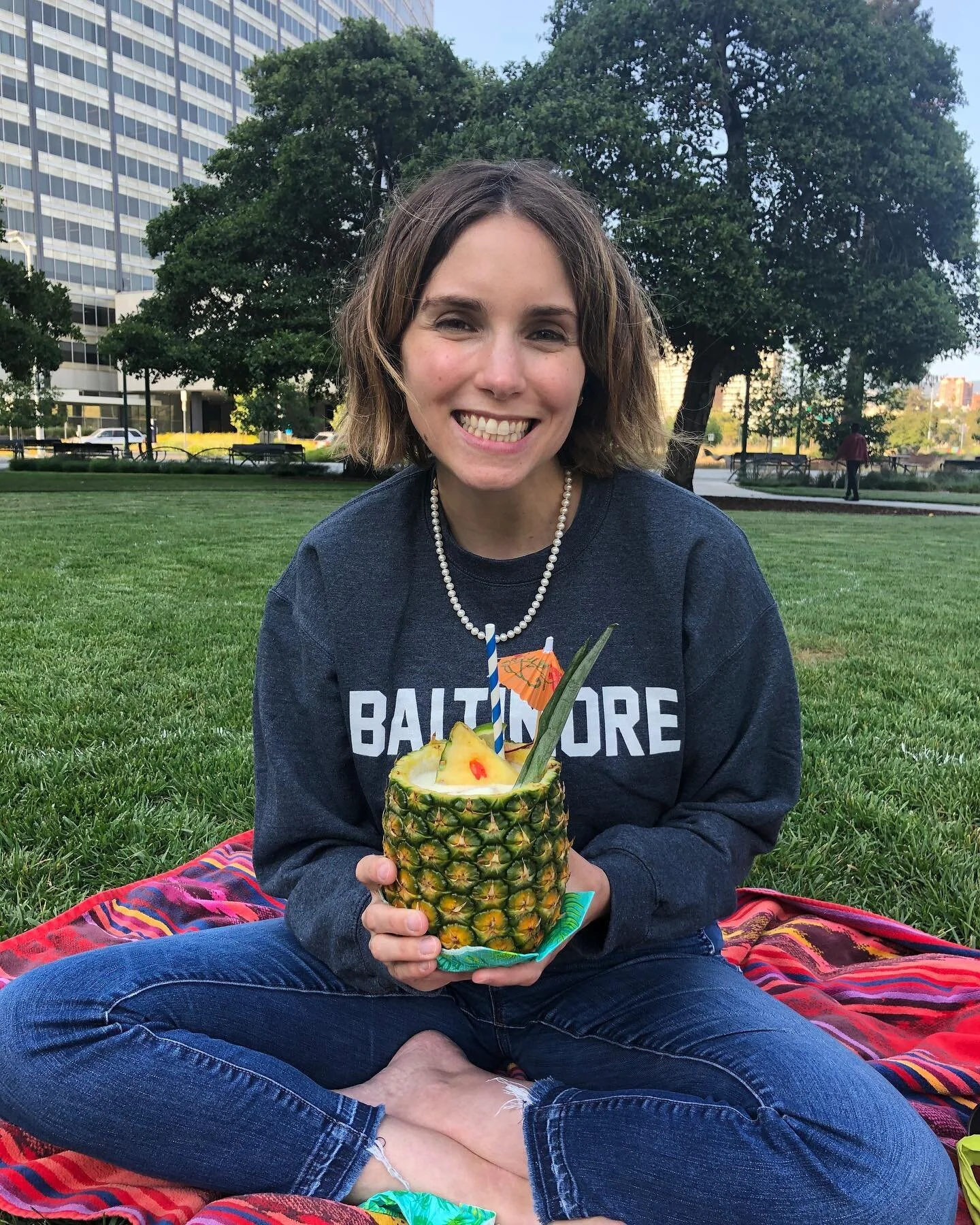 32 and feeling good! Thanks for the beautiful &amp; delicious pi&ntilde;a coladas, @cakeandcocktails !! Also, ignore the Baltimore hoodie. I live in Oakland. 🤣