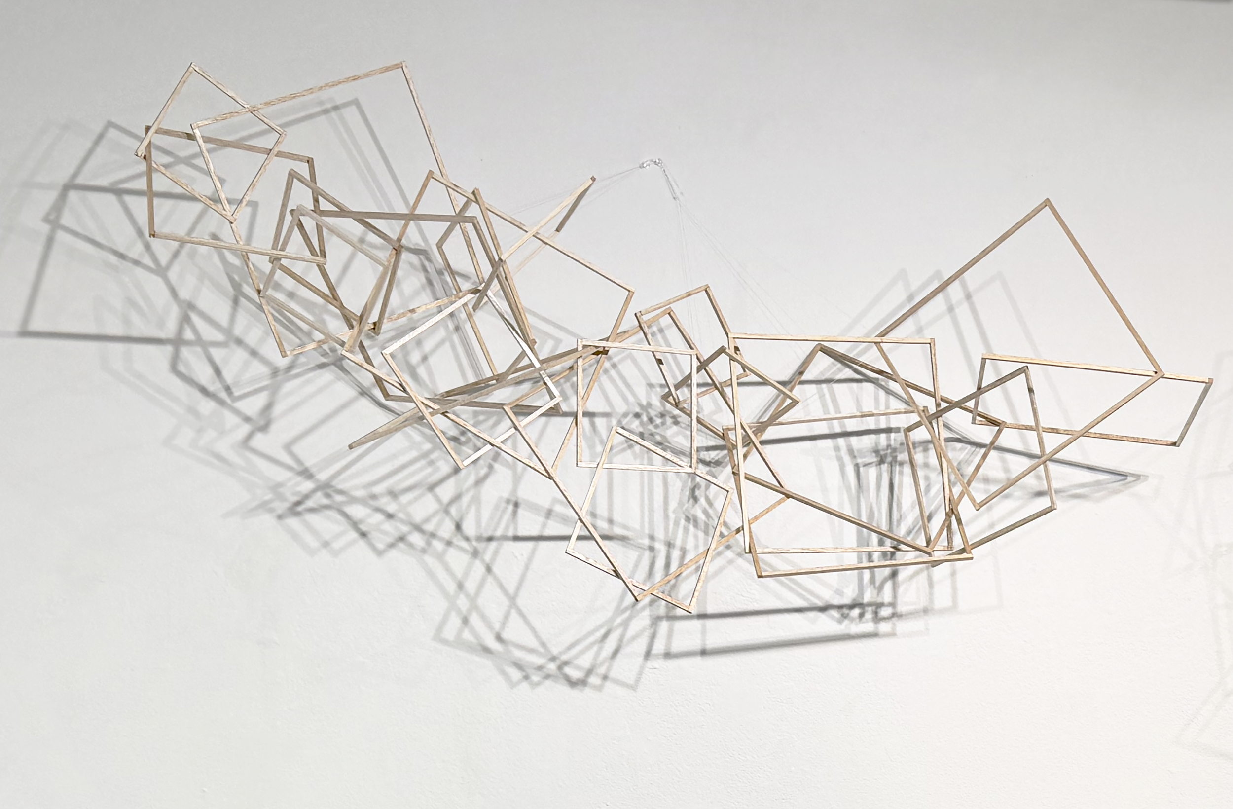 G114_Suspension_ElenaThomas - Barbara Weiss.png