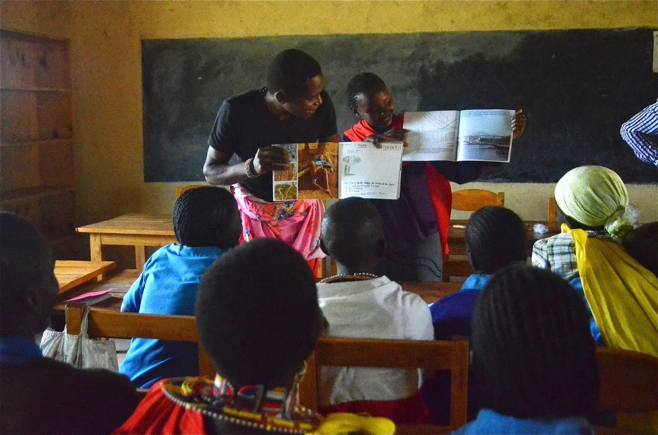 roseline reading.JPG