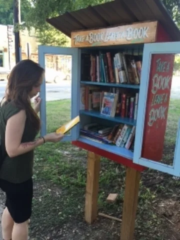 Distracted by books, Pop Up Library, Inman Park, Atlanta 