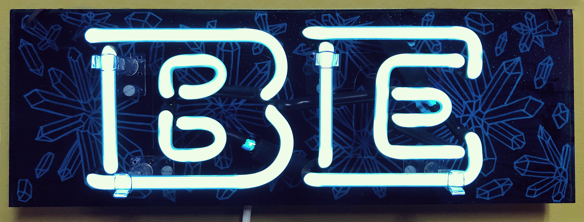 crystal be. 6”x17”. salvaged neon tube, paint on acrylic. 2018.