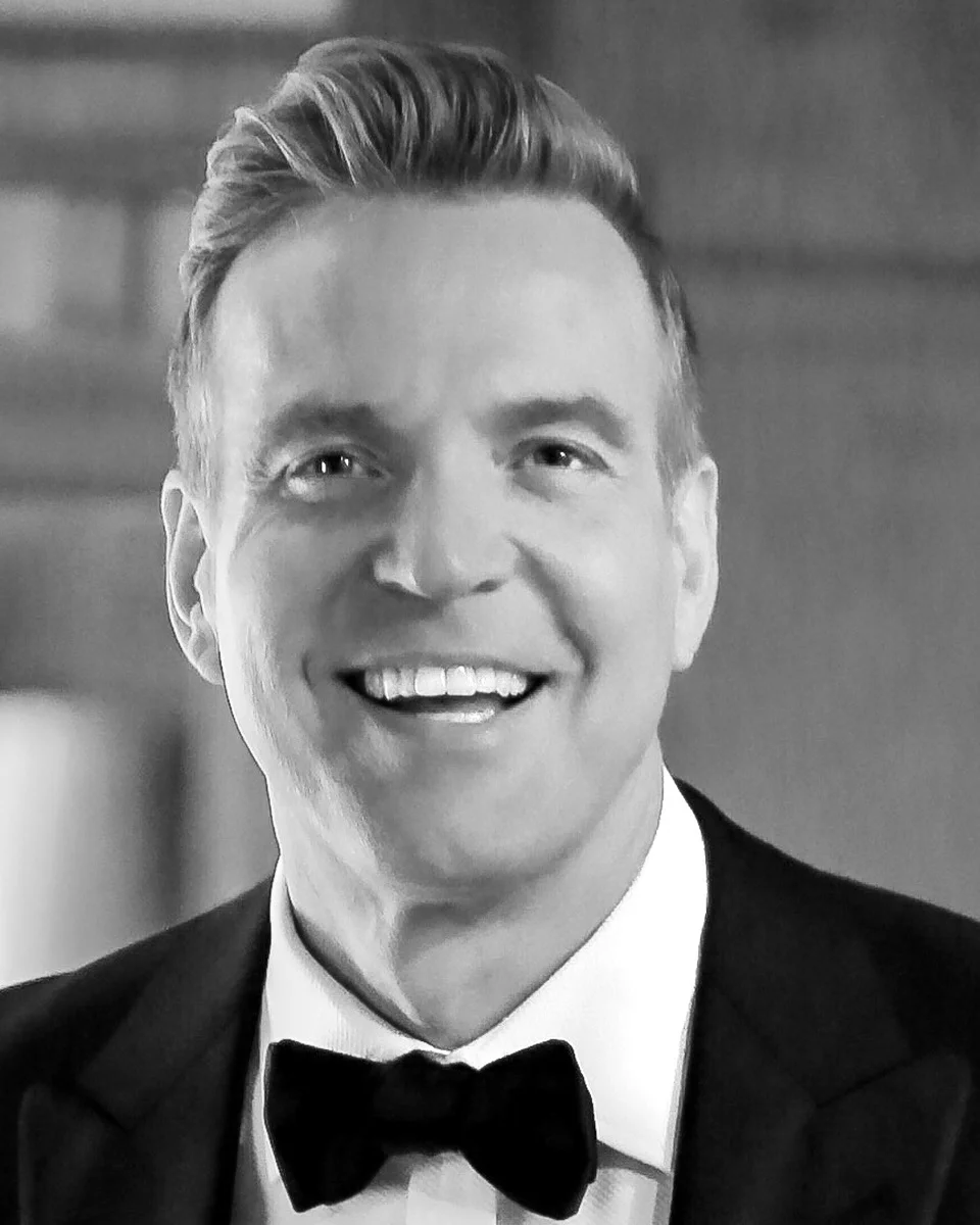 Todd_Murray_Photo_v1.jpg